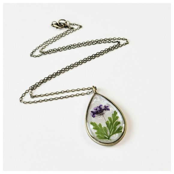 Floral Teardrop Necklace Purple and Green Pressed Dried Flower Teardrop Pendant - Picture 4 of 10